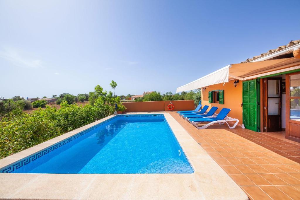 Ses Salines cottage with private pool and barbecue — photo 1