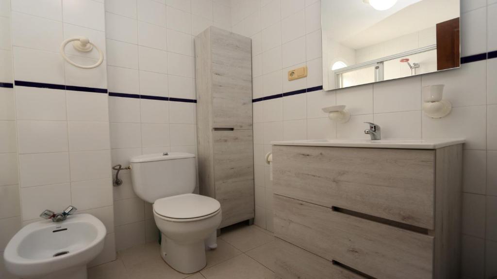 R-4082 Sea Apartment photo 3
