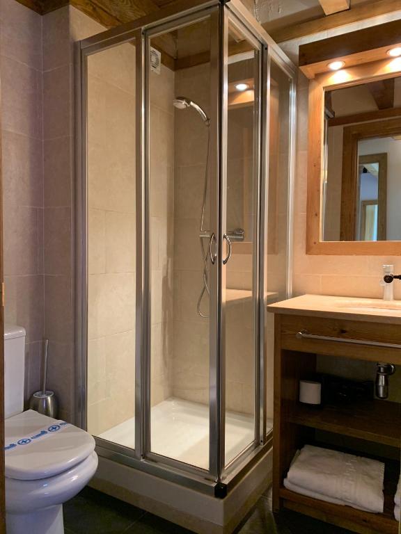 2 Bedroom Duplex Apartment in La Molina photo 3