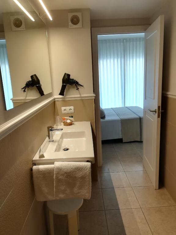 Hotel Tamariu photo 3