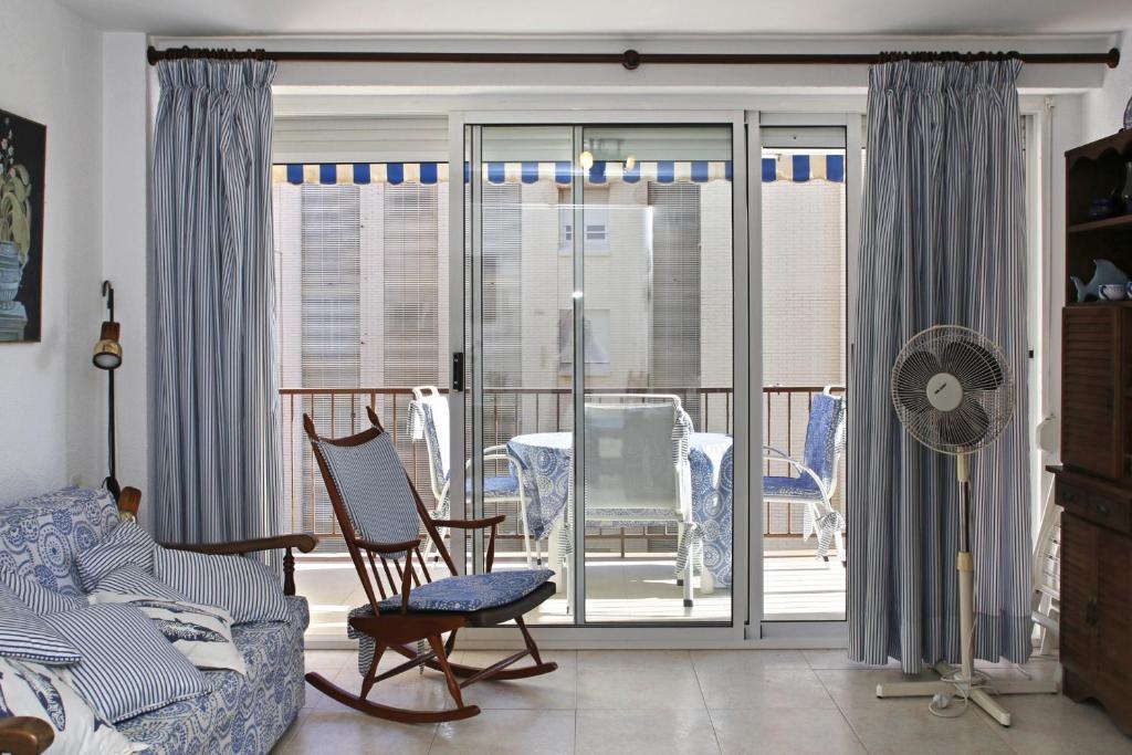 AT060 Primera línea de la playa La Paella photo 2