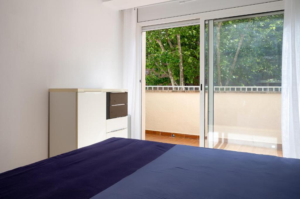 AT071 Primera línea, reformado, airco photo 2