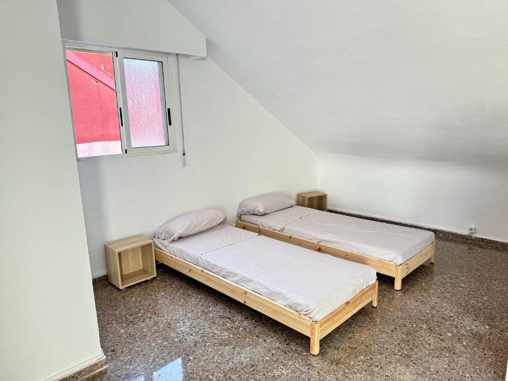 Your Long Stay Attic Home in Valencia photo 2