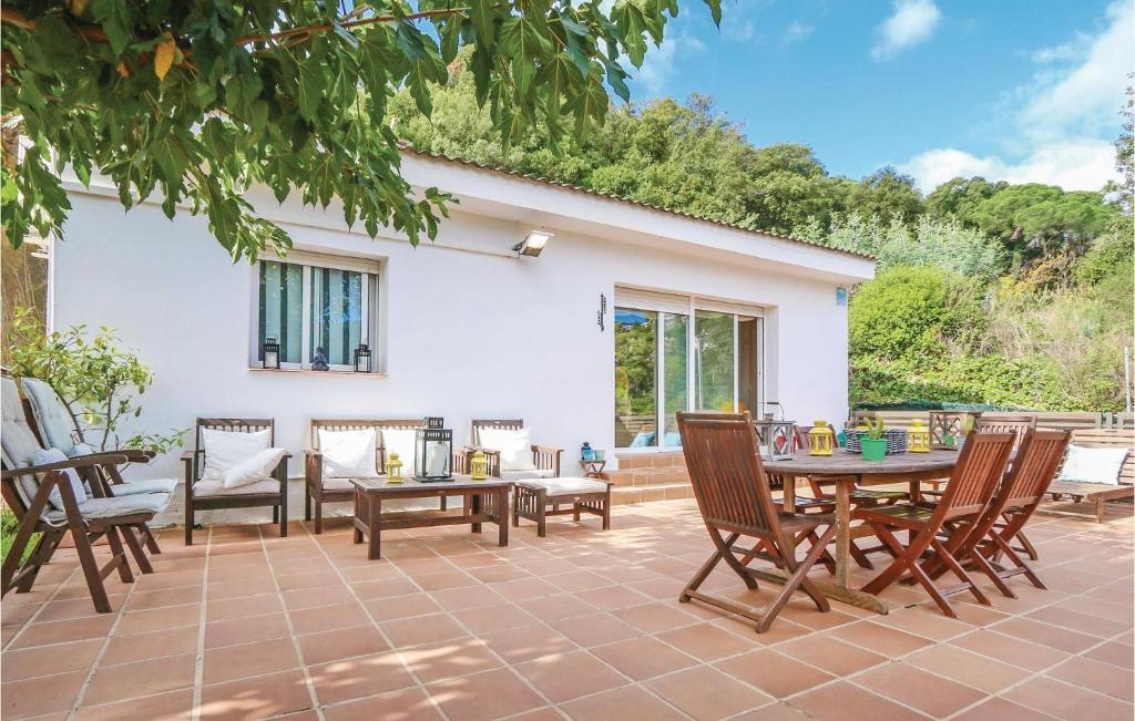 Nice Home In St Cebrià De Vallalta — photo 1