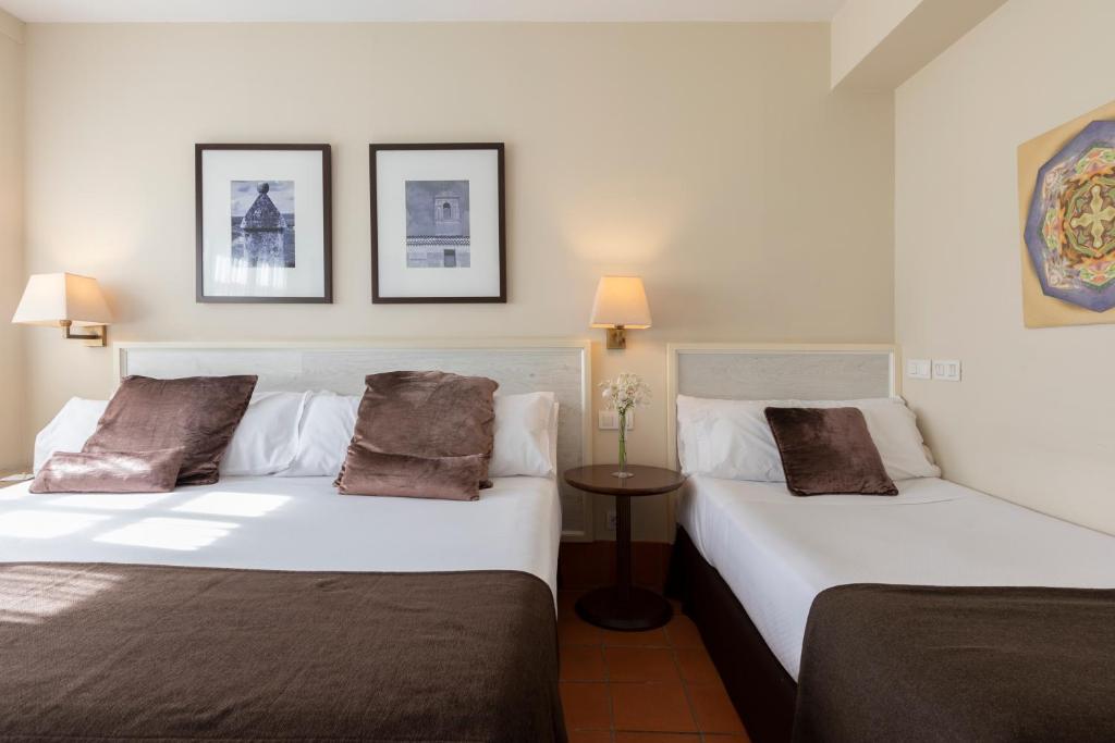 Hotel San Antonio el Real photo 2