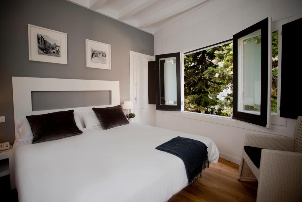 Hotel Sitges Rooms photo 2