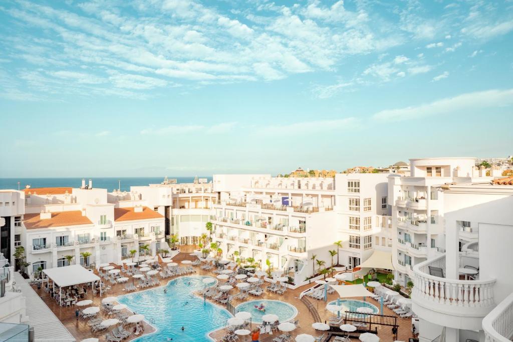 Sunwing Fañabe Beach — photo 1
