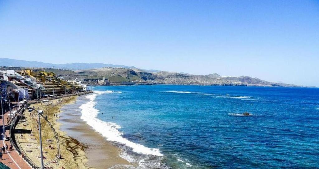 La Lola Beach — photo 1