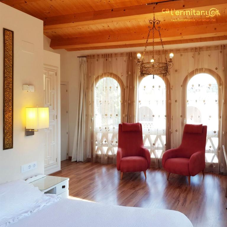 Ca l' Ermitanyo- Casa Torre Blanca photo 2