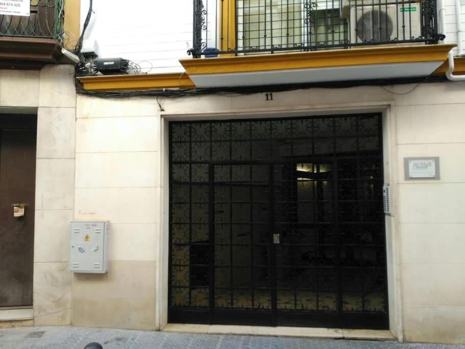 Wifi Aircon Central Apartament Seville photo 2