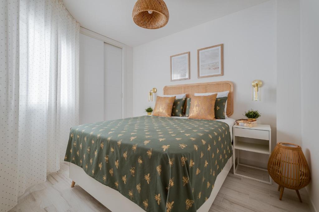 Stay in Torrevieja Cozy City & Sea — photo 1