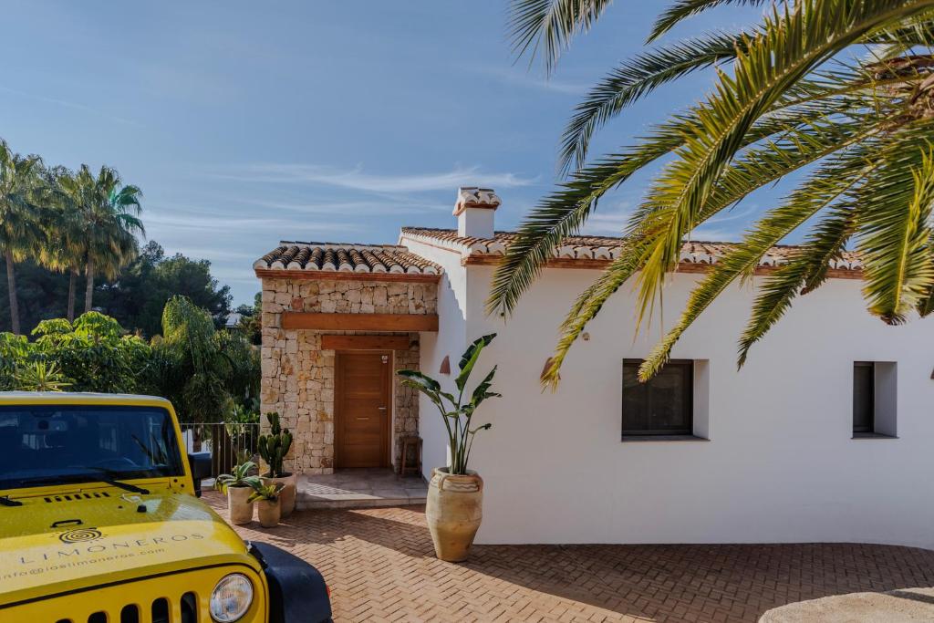 The Villa by Los Limoneros photo 2