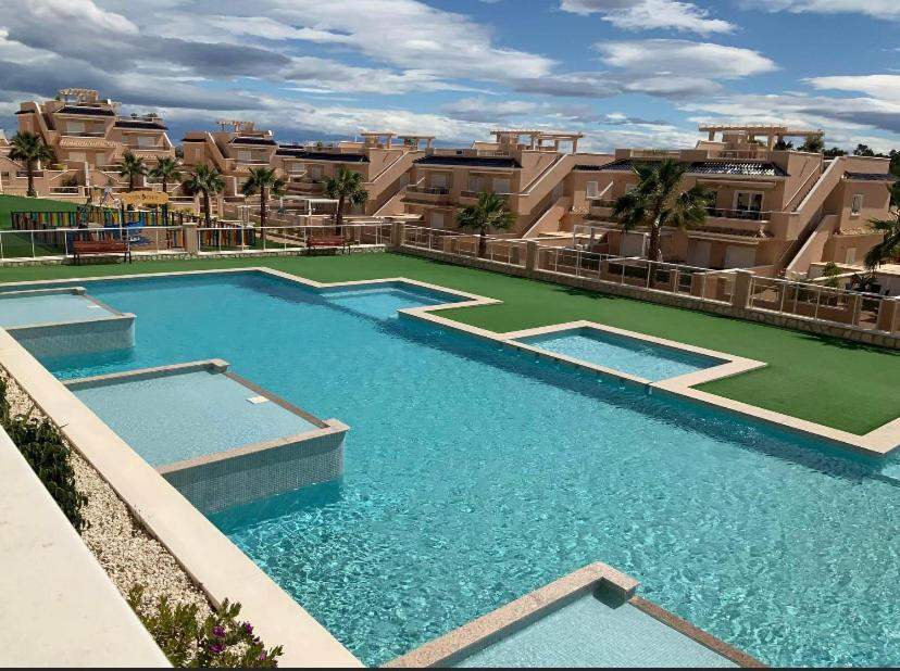 Silver Beach Spain- Torrevieja (Alicante) — photo 1