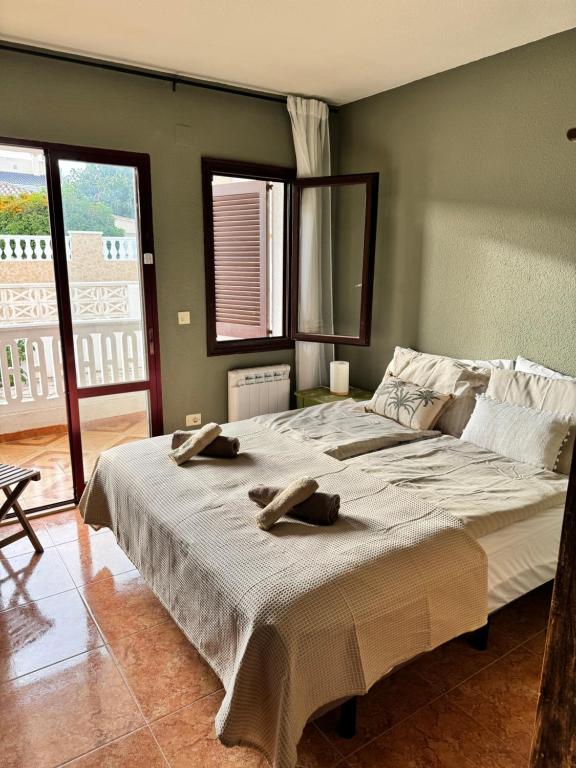 Apartment Tres Palmeras with pool photo 2