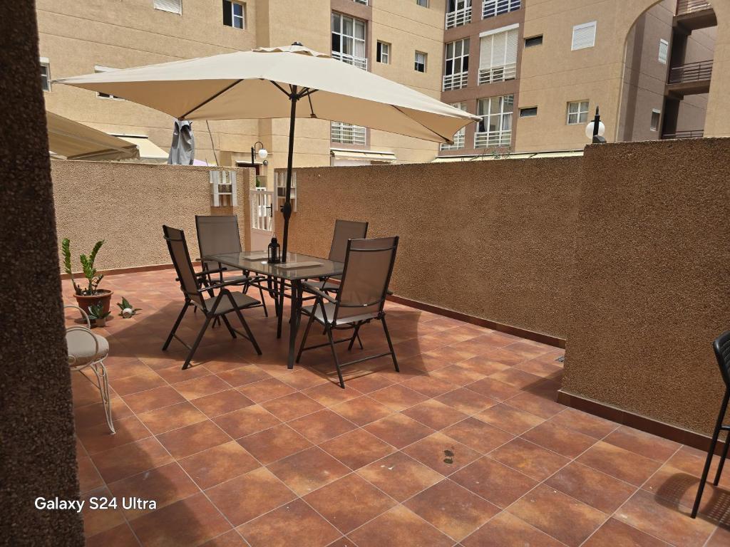 Terraza 22 - Las Canteras Stay — photo 1