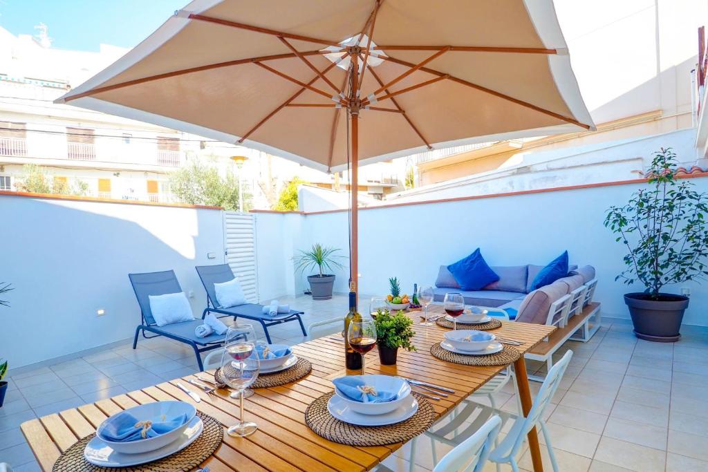 Sebastian Patio by Hello Homes Sitges — photo 1