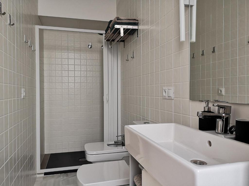 White Loft Alameda photo 3