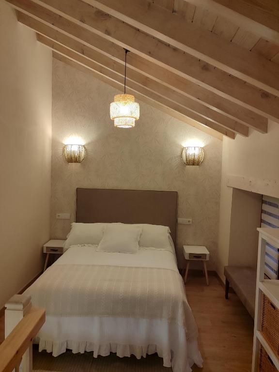 La casina de Tielve de Cabrales dentro del Parque Nacional Picos de Europa photo 2