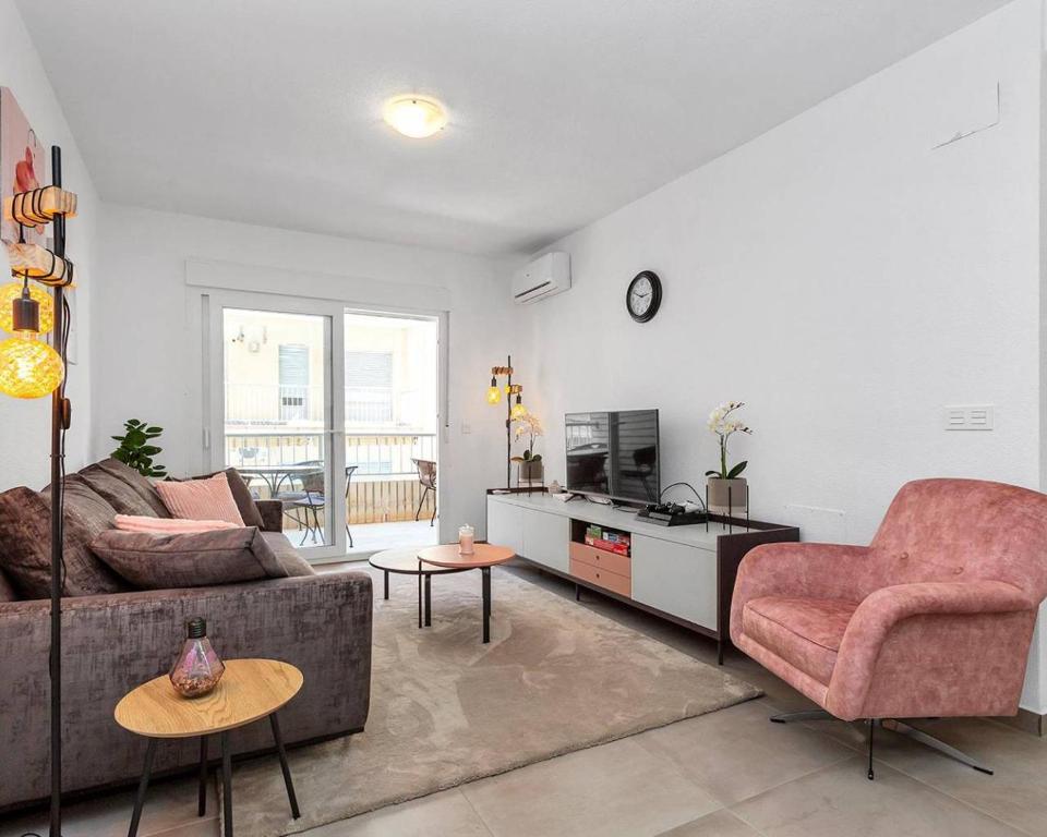 Torrevieja Hawk Apartment — photo 1