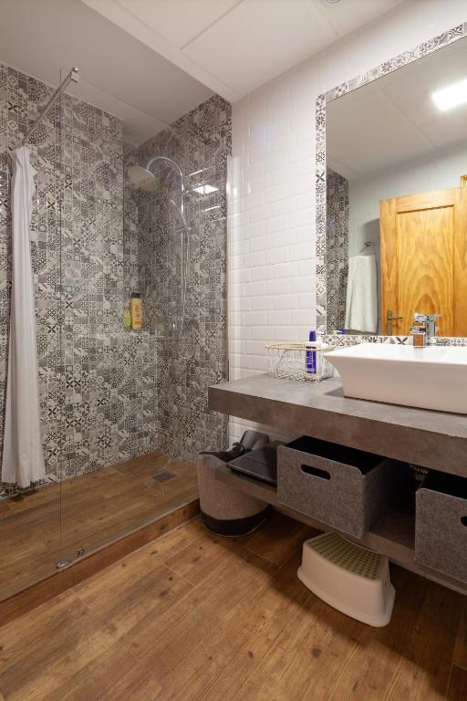 Wonderful 3 bedroom flat in the heart of Triana photo 3