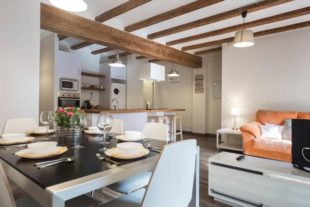 Your home at Valencia — photo 1