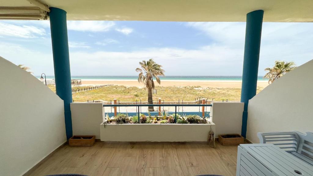Tarifa Cozy House - Beachfront — photo 1