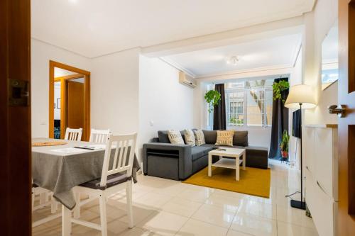San Pagés 3BR Apartment — photo 1