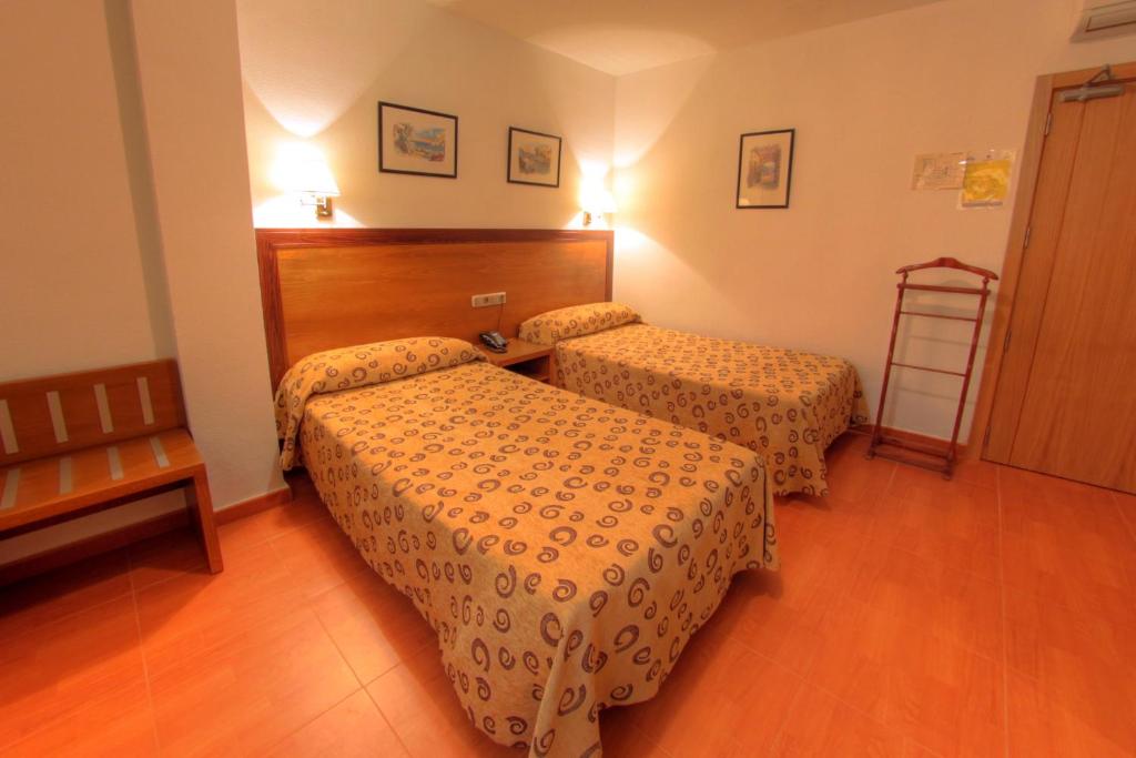 Hotel Torrezaf photo 2