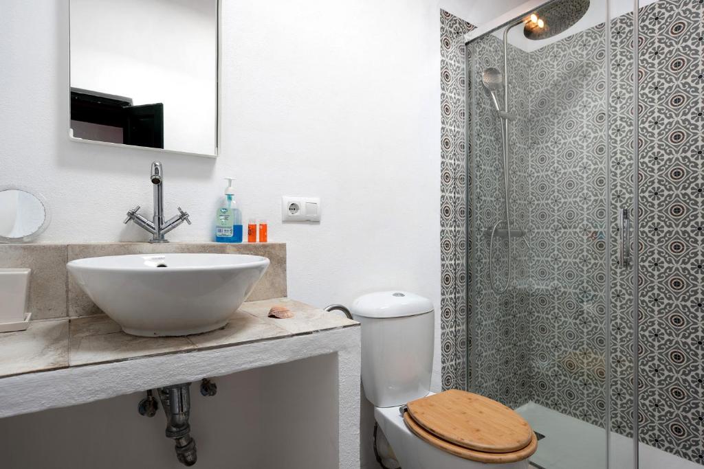 Sunny Rustic Townhouse photo 3