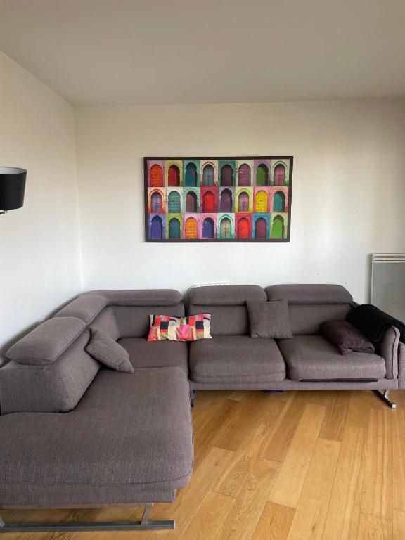 Booking.com: Hotels in Courbevoie. Book your hotel now! — photo 1