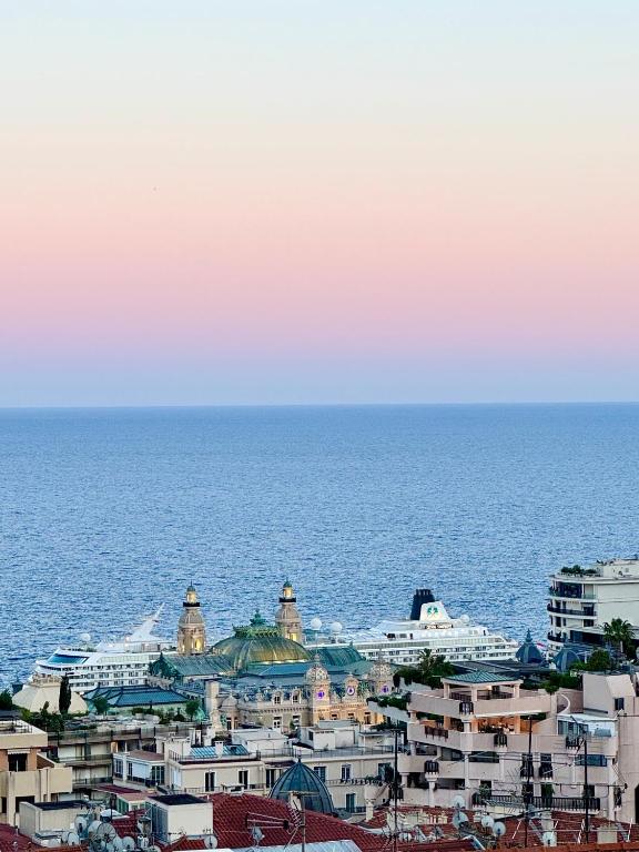 Appartement vue mer vue Monaco — photo 1