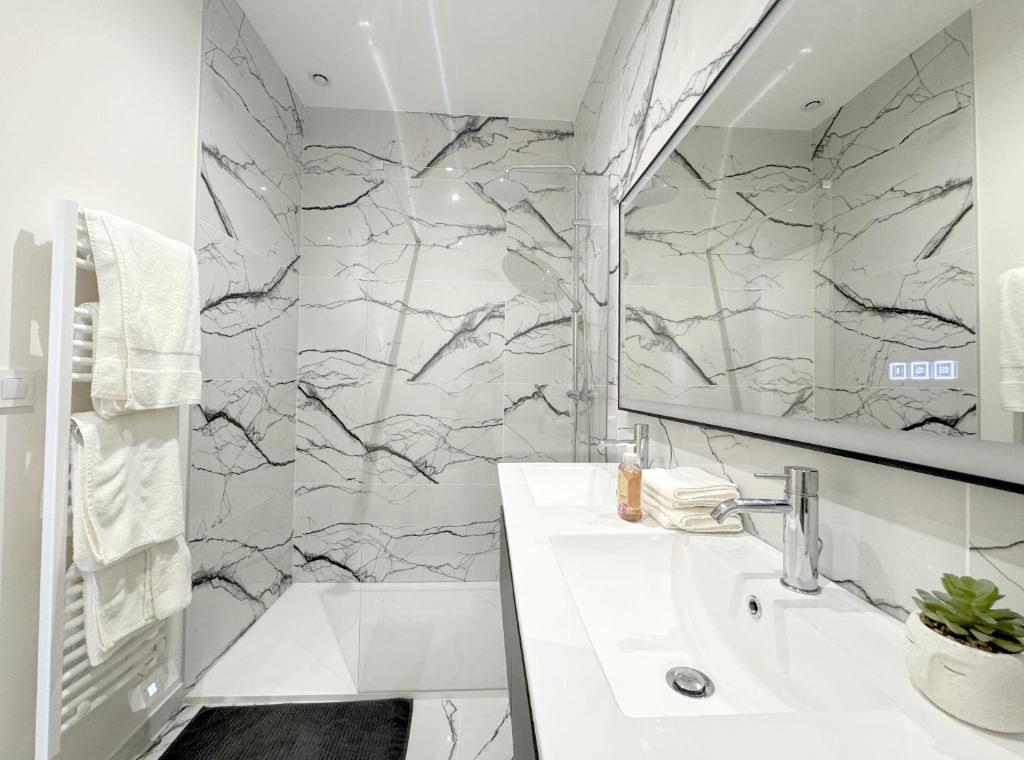 Booking.com: Hotels in Beausoleil. Book your hotel now! photo 3