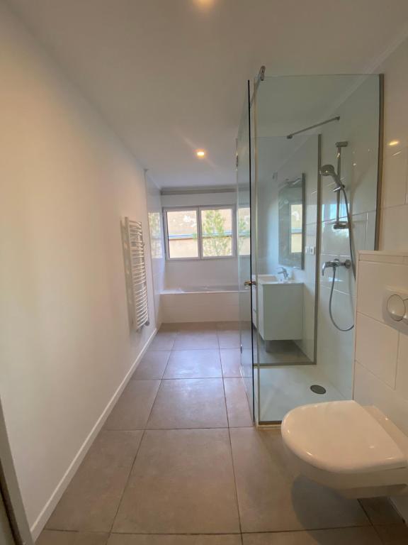 F1 4-Bedrooms Villa with Parking photo 3