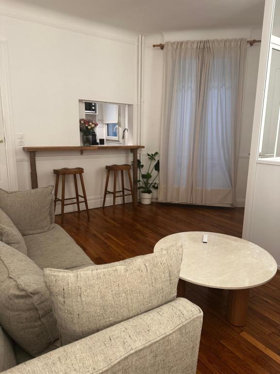 Cozy apartment -Notre Dame de Paris and Saint Michel — photo 1