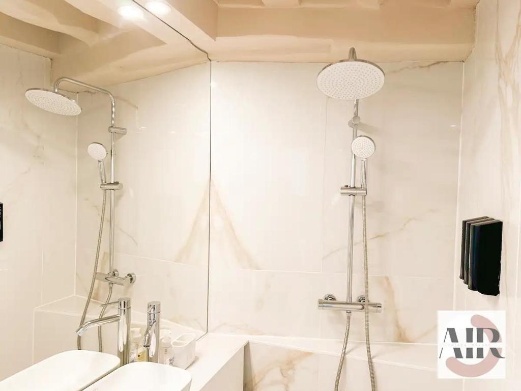 Booking.com: Hotels in Paris. Book your hotel now! photo 3