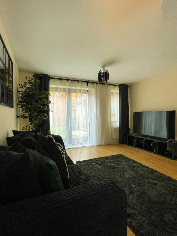 Majestic House - Milton Keynes Serviced Accommodation for Contractors photo 3