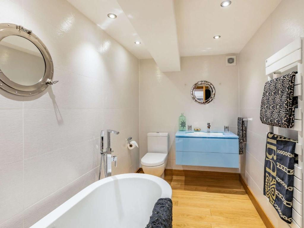 1 Bed in Whitby oc-64431 photo 3