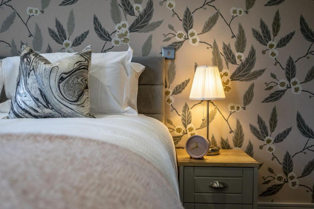 The Quadrant - The King Suite photo 3