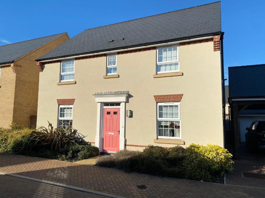 Nirvana - 4 Bedroom Luxury Home ideal for Holidays — photo 1