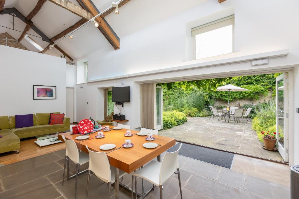 The Barn at Noelles Cottages — photo 1