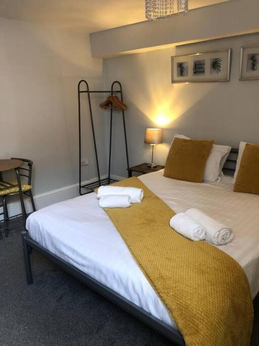 The Stuart Suite - spacious photo 2
