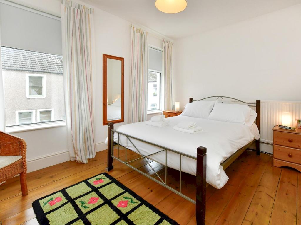 Cosy 2 bed home in Canton - Pass the Keys photo 2