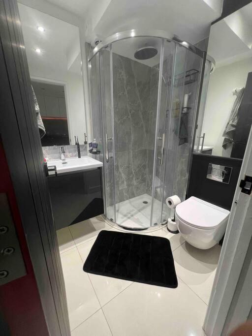 Booking.com: Hotels in London. Book your hotel now! photo 3