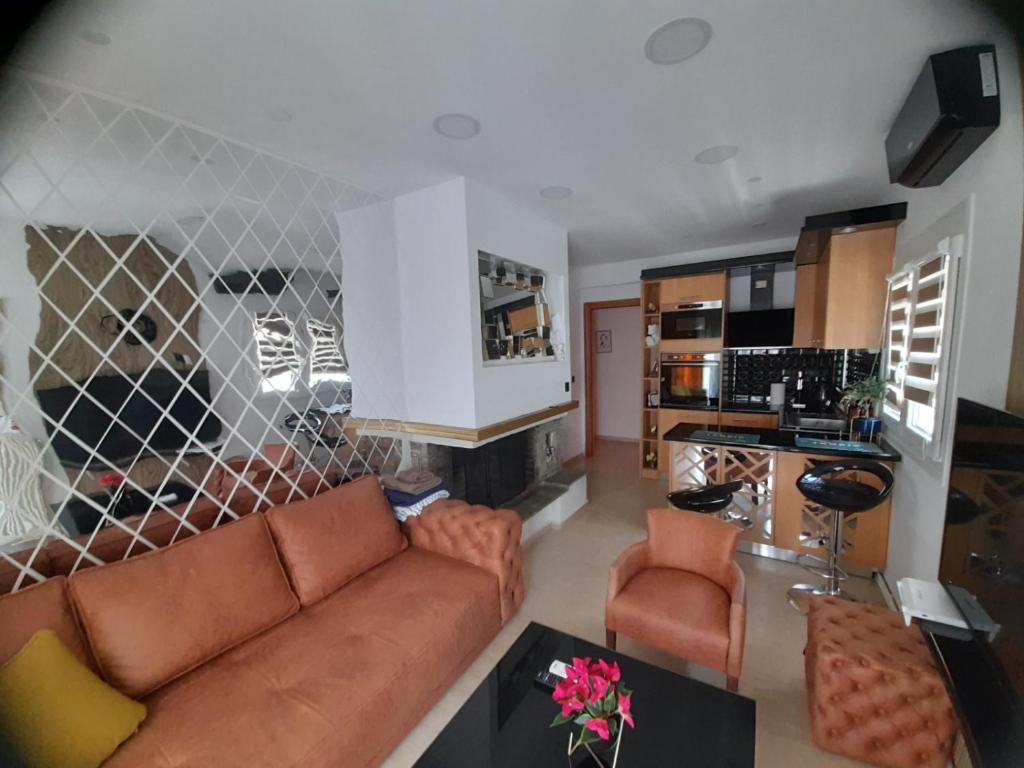 Perea 5 star photo 2