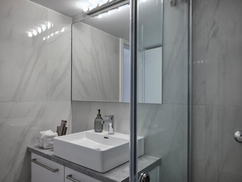 Sissini Spring Pearl 2bd photo 3