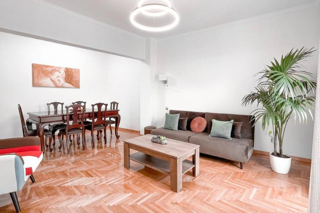 Amazing View 2BR Apartment | Heart of Athens photo 3