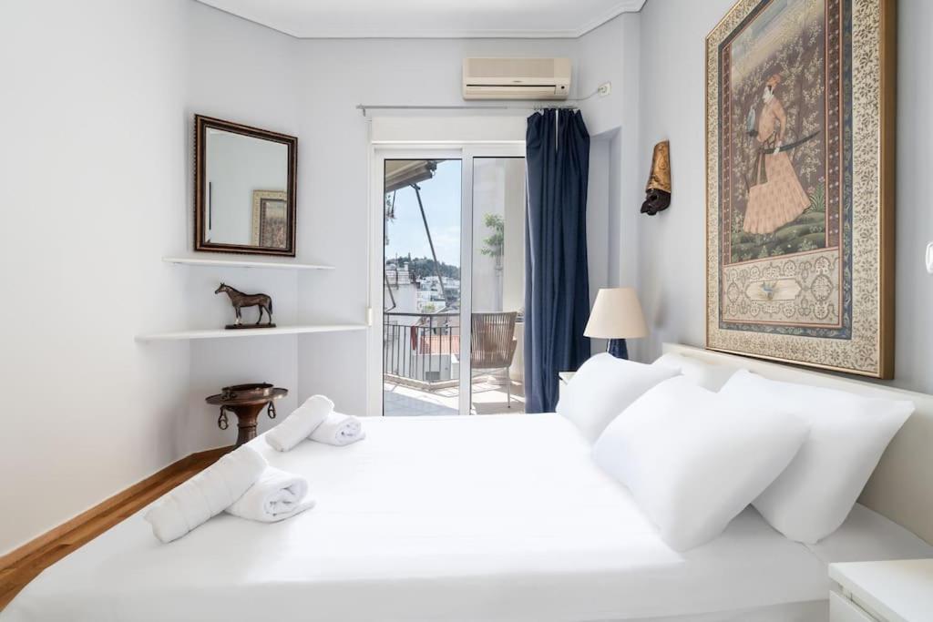 All time Classic: Pianist's 5th FL Apt @ Acropolis photo 2