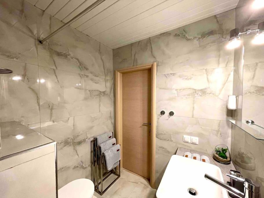 NAVIE GARDEN Getaway Peraia apartment near to beach photo 3