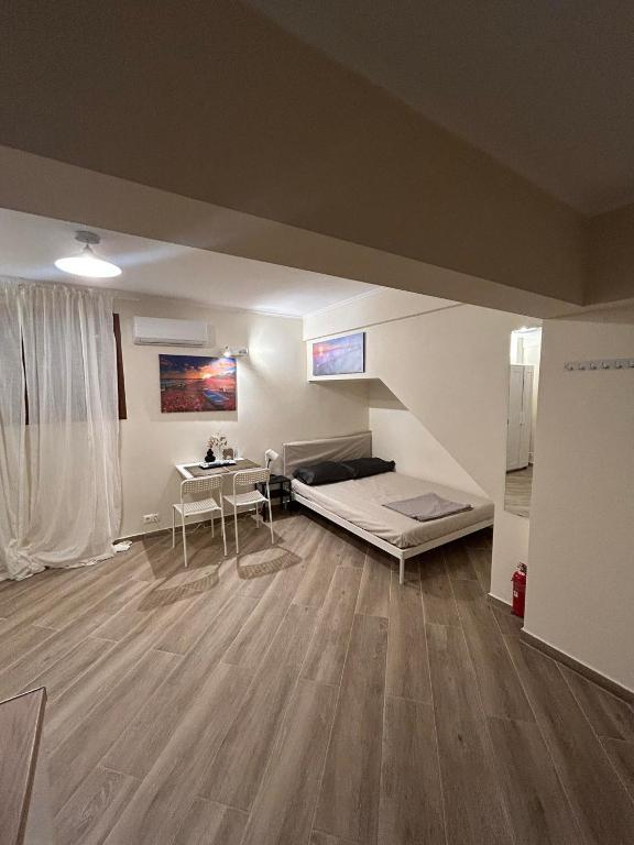 Athens Central Apartment — photo 1