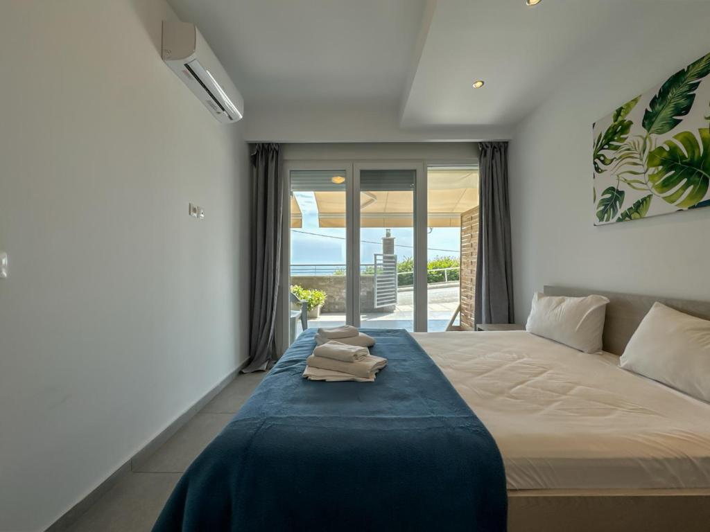 Blue Horizon 7 photo 2